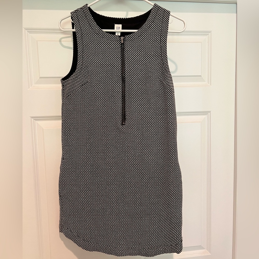 Gap Xsmall Dress with pockets